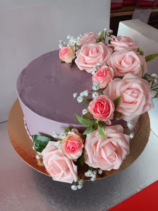 Tarta buttercream lila